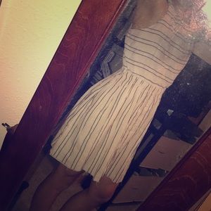 Lauren Conrad dress 👗